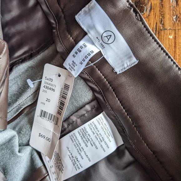 Cropped Faux Leather Pants NWT from Addition Elle Sz 20 - Picture 3 of 7